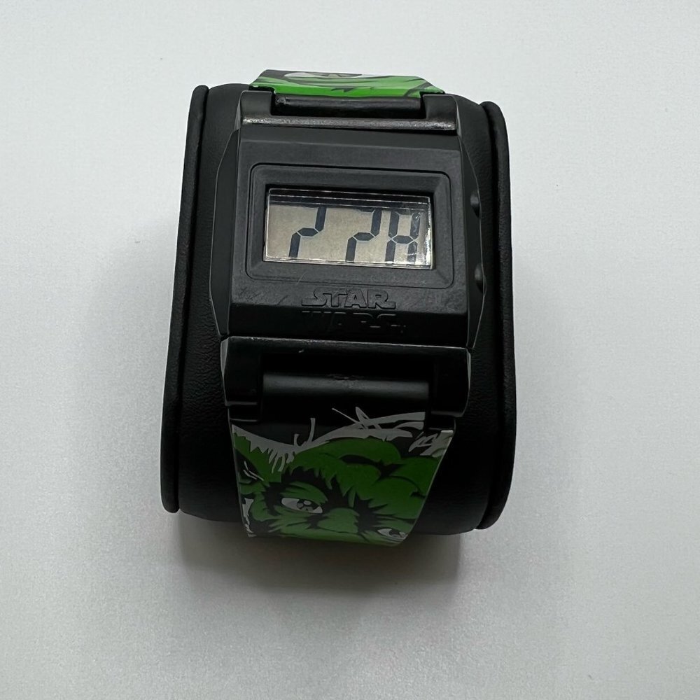 STAR WARS child Watch Attack of the Clones in Original Box - Picture 7 of 7